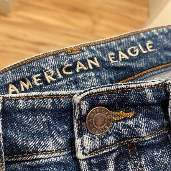 American Eagle AE Stretch Medium Wash Distressed Denim Blue Jeans Jeggings - Picture 11 of 12